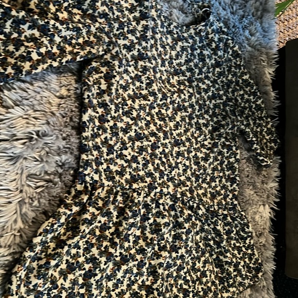 Blouse • Flowers on top 🔝 - Picture 3 of 10